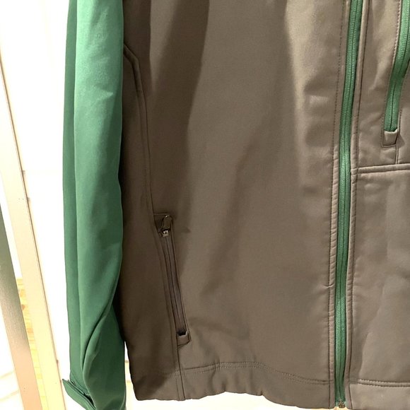 COLOSSEUM Michigan State 4 pocket full zip jacket with velcro sleeves - Size XL - Picture 4 of 13